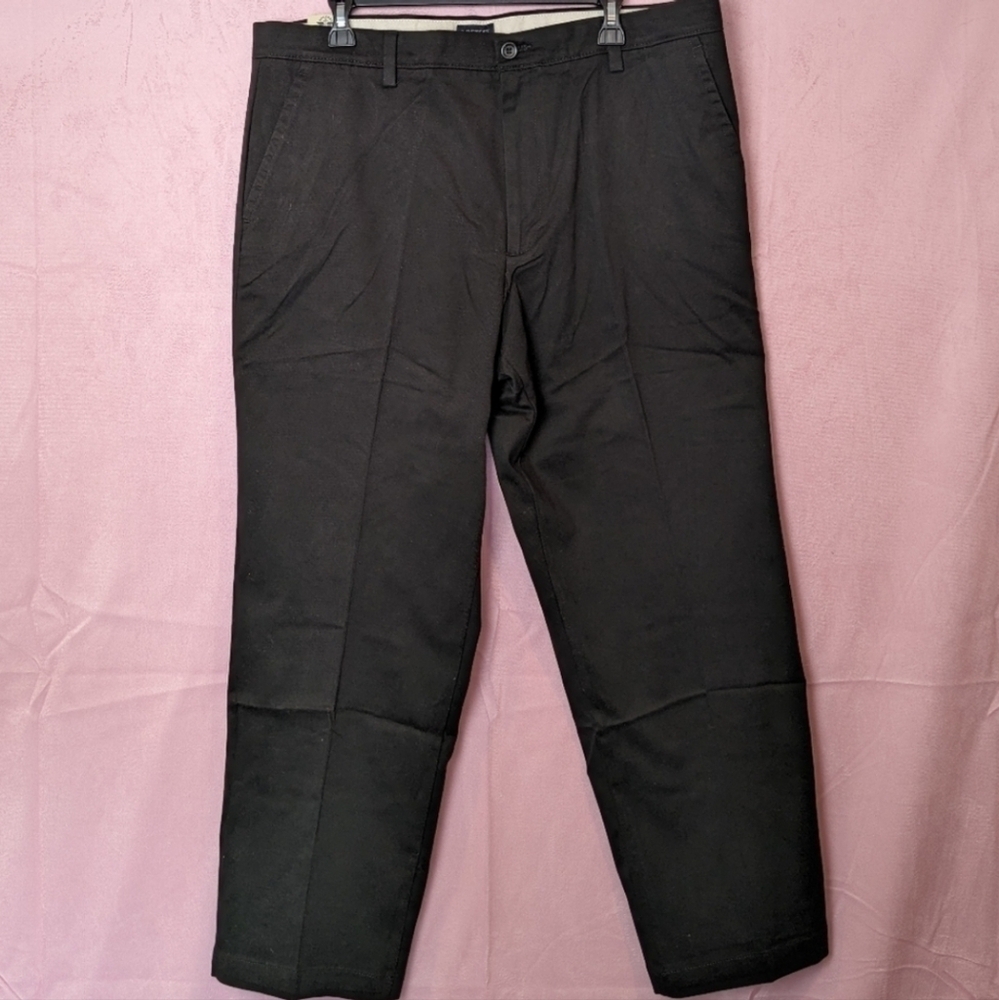 Dockers Easy Khaki Classic Fit Comfort Waistband Black Pants size 38x29